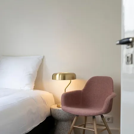 Boutique - Book Via 'bloemendaal Collection' Appartamento *