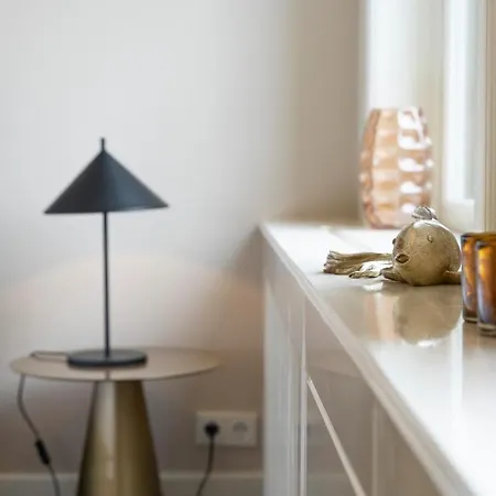 Boutique - Book Via 'bloemendaal Collection' * Bloemendaal