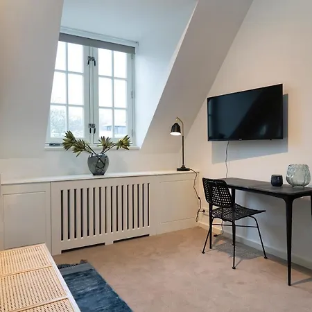 Boutique - Book Via 'bloemendaal Collection'